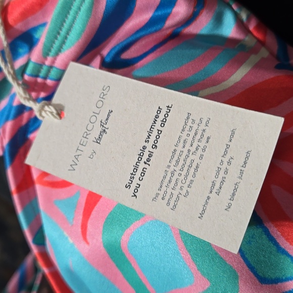 NWT WATERCOLOR BY KENNY FLOWERS CAP SLEEVE CROP BIKINI TOP.. #6410 - Picture 8 of 9